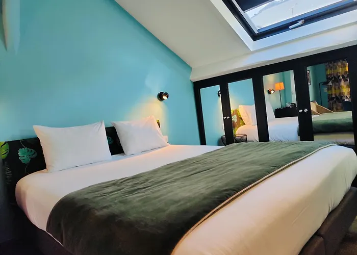 Hotel Noir